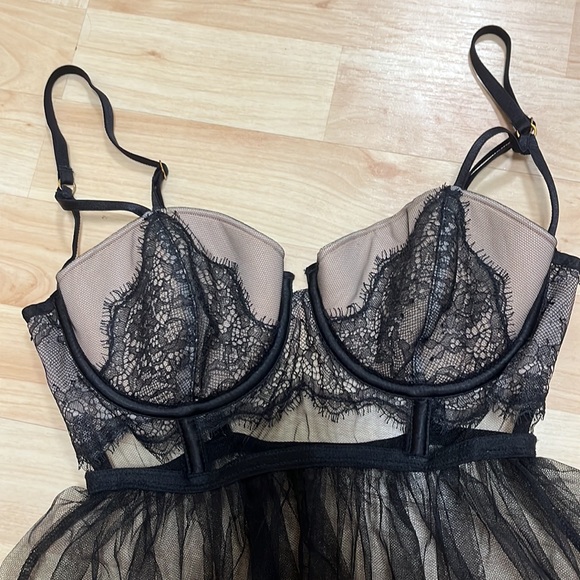 NEW Victoria’s Secret Teddie - Picture 2 of 4